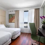 Doubletree By Hilton Metropole 4*
