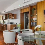 Doubletree By Hilton Metropole 4*