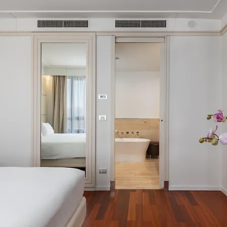 Doubletree By Hilton Metropole Firenze