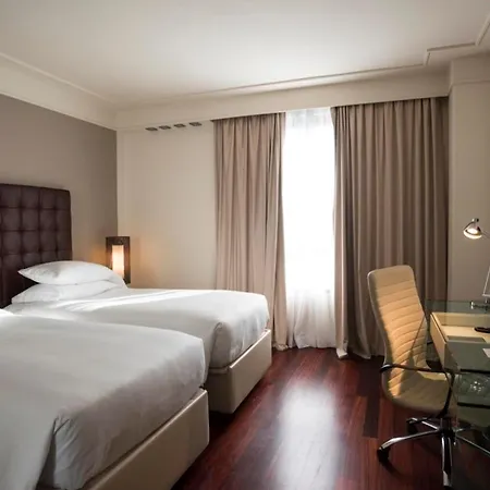 Doubletree By Hilton Metropole Hotel 4*