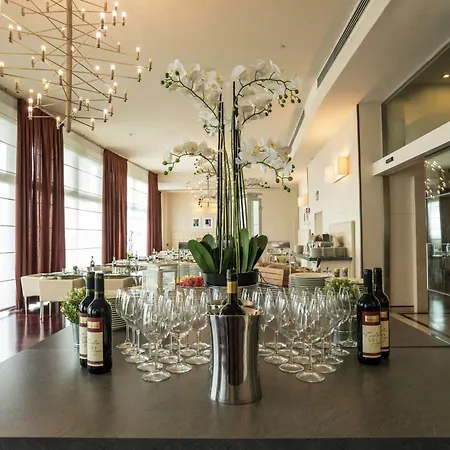 Doubletree By Hilton Metropole Florence