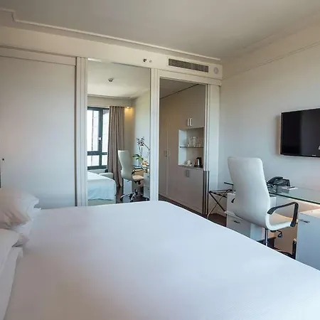 Doubletree By Hilton Metropole Hotel Florence
