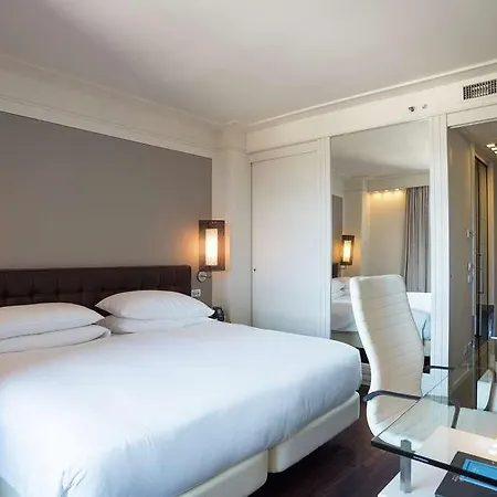 Doubletree By Hilton Metropole 4*