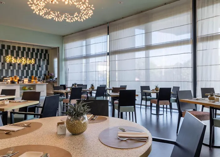 Hotel Doubletree By Hilton Metropole 4*
