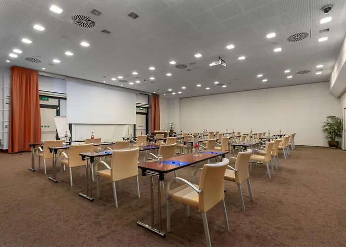 Doubletree By Hilton Metropole Hotel