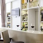 Hotel Doubletree By Hilton Metropole 4*