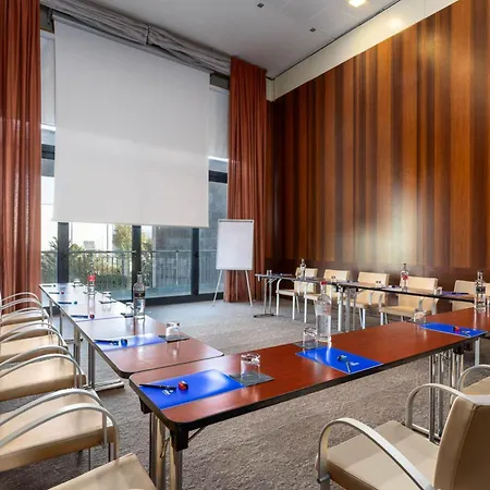 Doubletree By Hilton Metropole
