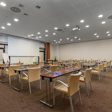 Doubletree By Hilton Metropole Hotel