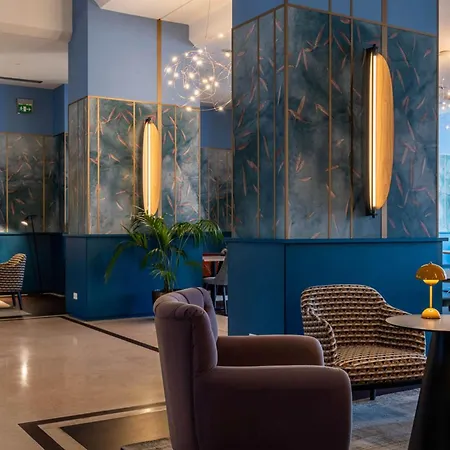 Doubletree By Hilton Metropole Hotel 4*