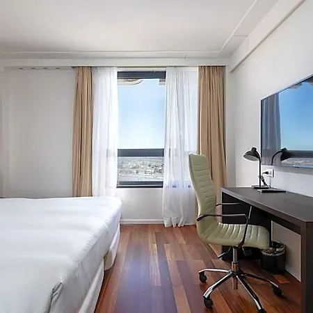 Doubletree By Hilton Metropole Hotel 4*