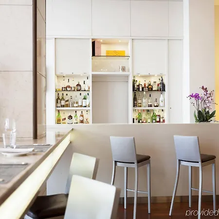 Doubletree By Hilton Metropole ホテル