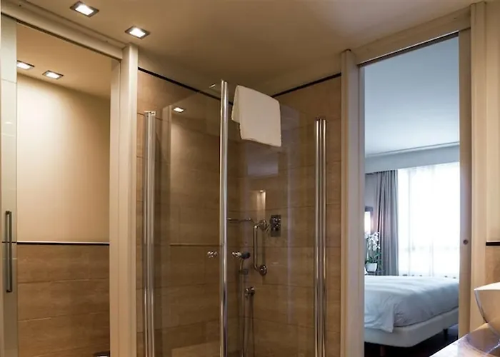 Doubletree By Hilton Metropole Hotel