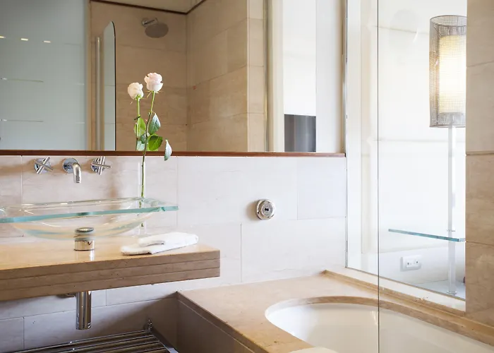 Hotel Doubletree By Hilton Metropole 4*