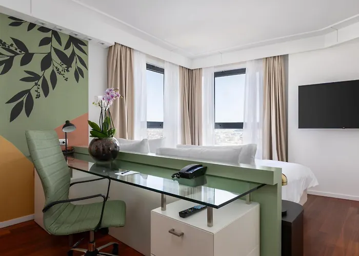 Hotel Doubletree By Hilton Metropole 4*