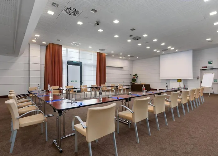 Doubletree By Hilton Metropole 4* Firenze