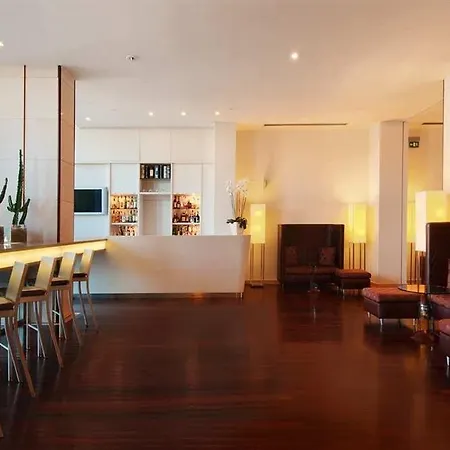 Doubletree By Hilton Metropole