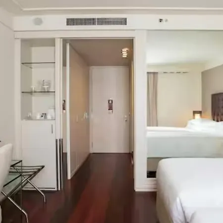 Hotel Doubletree By Hilton Metropole 4*