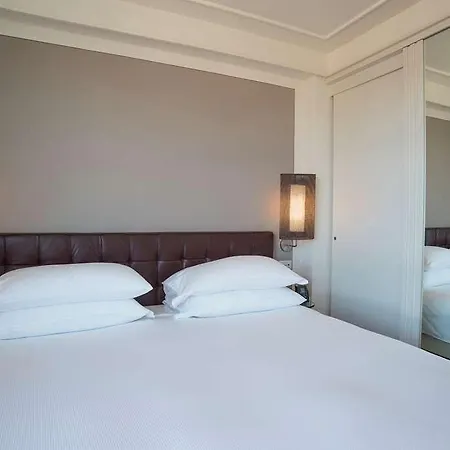 Doubletree By Hilton Metropole 4* Florence