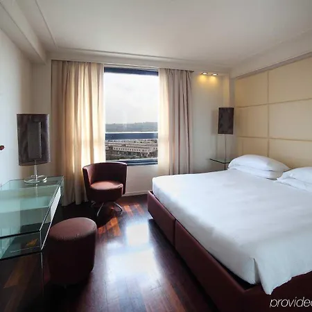 Doubletree By Hilton Metropole Hotel Florence