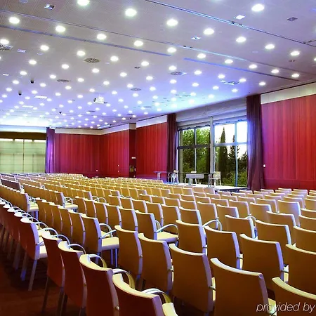 Doubletree By Hilton Metropole