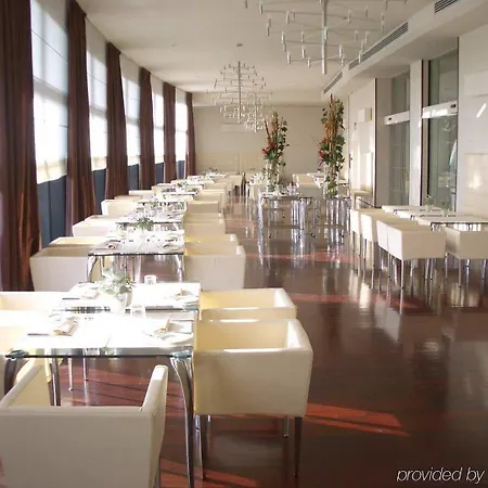 Doubletree By Hilton Metropole Hotel Florence