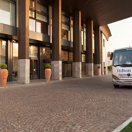 Doubletree By Hilton Metropole Hotel 4*