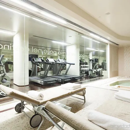 Doubletree By Hilton Metropole Hotel 4*